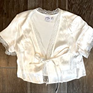 Y2K inspired cropped Princess Polly silk tie shirt